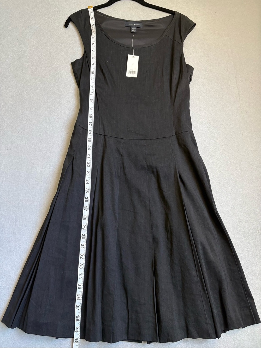 Banana Republic Black Cap-Sleeve Midi A-Line Dress Linen Blend Sz 2 NWT Chic LBD - Picture 5 of 9